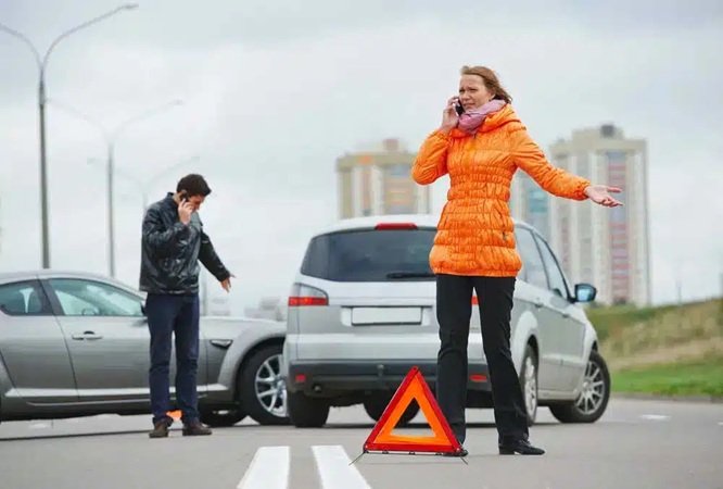 Phoenix Car Accident Victims: When To Call A Lawyer